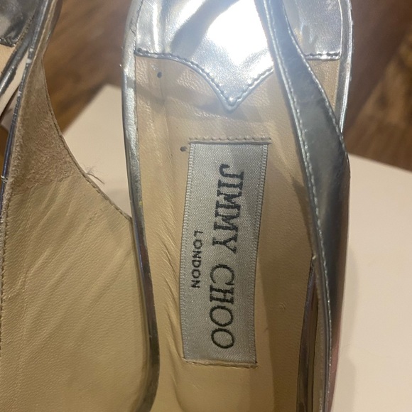 Jimmy Choo Heels. Size 40! One of a kind heel - Picture 4 of 7